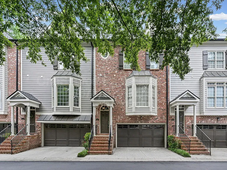 12030 Stone Brook Cv — Photo 2