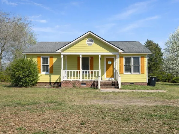 611 S Wakefield St, Zebulon, NC 27597