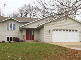 1633 Melvina Ln SW, Alexandria, MN 56308