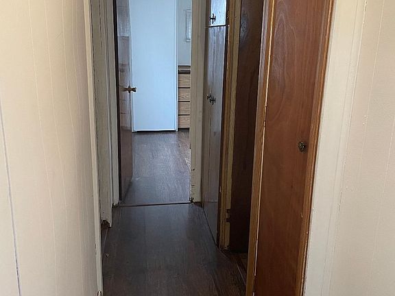 3rd image of 7616 Shamrock Dr