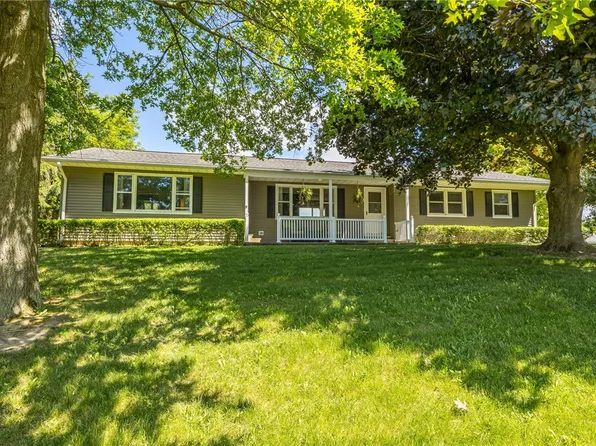 6150 Dugway Rd, Canandaigua, NY 14424