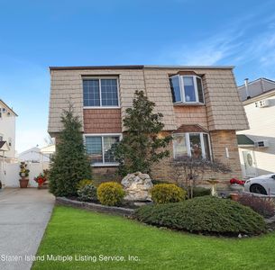 44 Loring Ave, Staten Island, NY, 10312