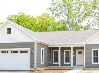 103 Diamond Point Ln, New Buffalo, MI 49117