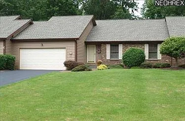 121 Turquoise Dr photo 1