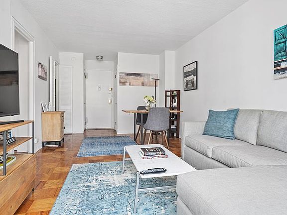 4th image of 77 E 12th St APT 9D