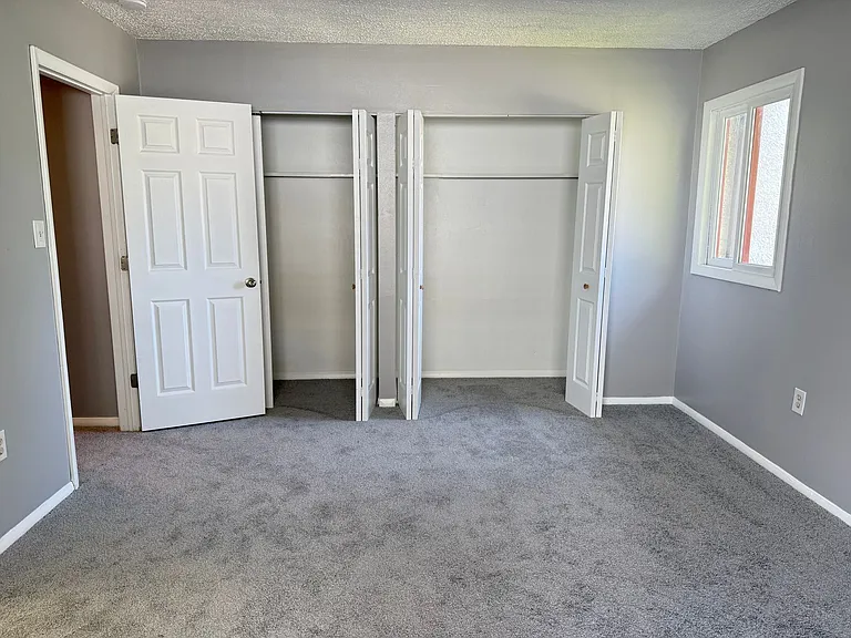 359 Greenland Dr — Photo 10