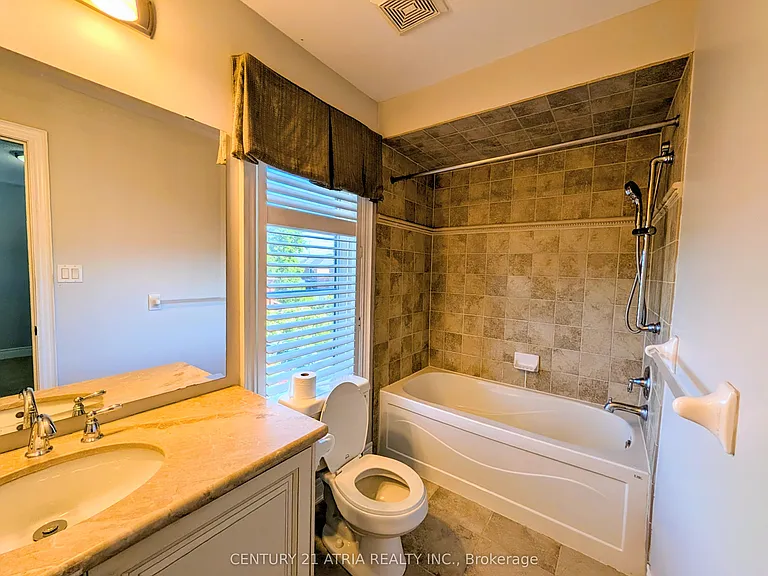 5047 Warwickshire Way — Photo 16