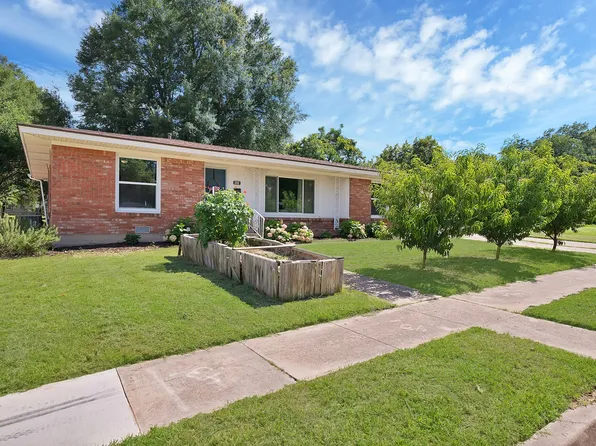 6800 Hightower St, Fort Worth, TX 76112