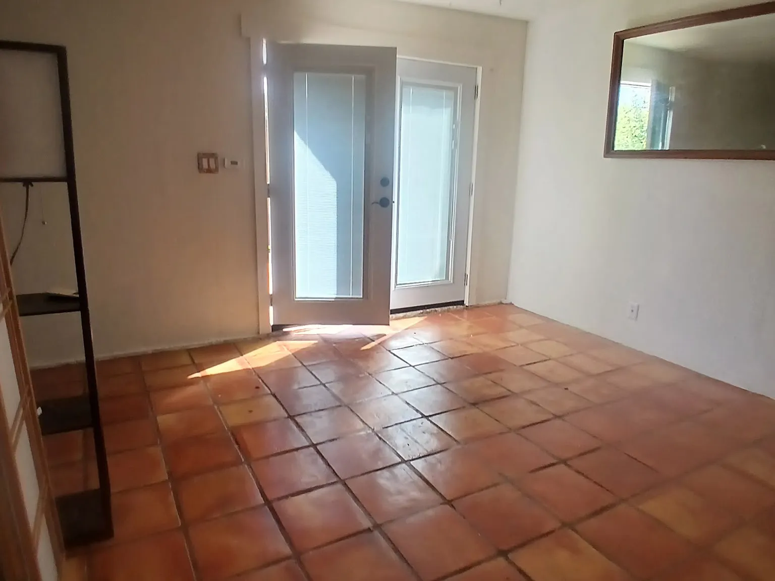 Studio, 300 sqft, $1,675 — Photo 4