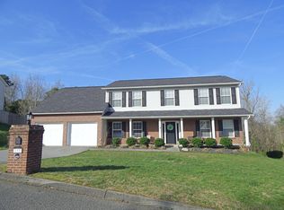 11337 Stonebriar Ln, Knoxville, TN 37932