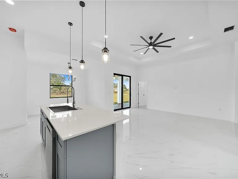334 Ranch Ave — Photo 7
