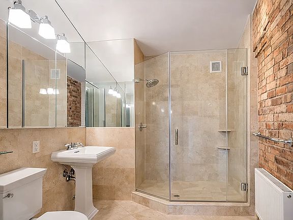 5th image of 47 E 1st St #R1