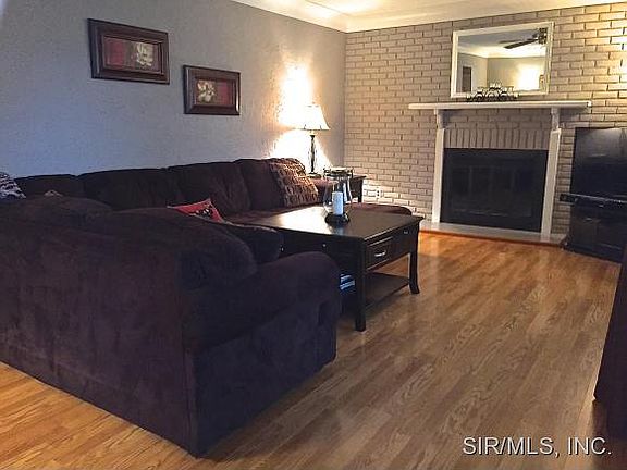 2nd image of 24 Rosewood Dr