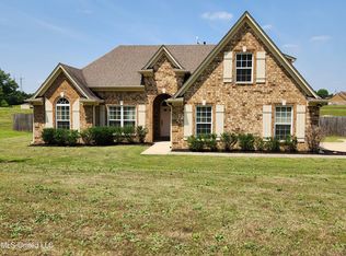 5143 Tulane Rd, Horn Lake, MS 38637