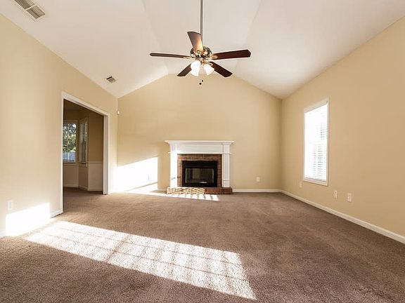 3rd image of 2281 Bankston Cir