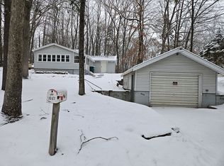 3007 Lockwood St, Harrison, MI 48625