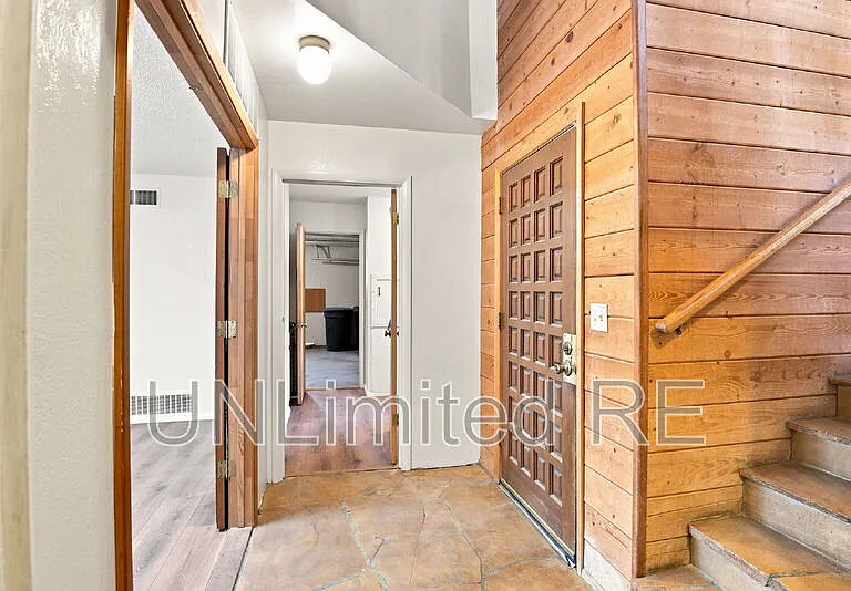 1410 N Inverrary Way — Photo 16
