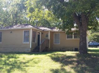 700 Myrtle St, Denton, TX 76201