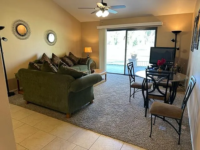 2 bed, 1184 sqft, $4,900 — Photo 3
