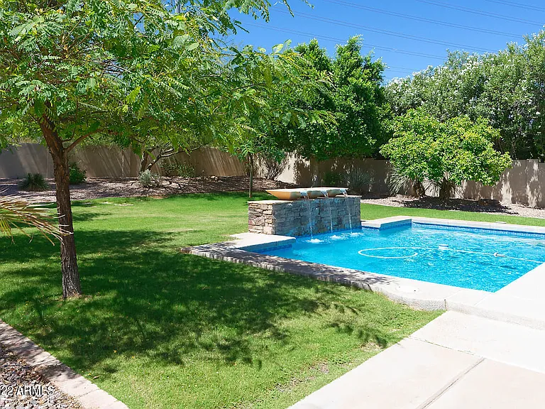 10220 E Cochise Dr — Photo 34
