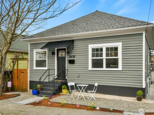 2608 S Grand Street, Seattle, WA 98144