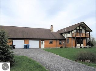 1843 Highlanders Way, Gladwin, MI 48624