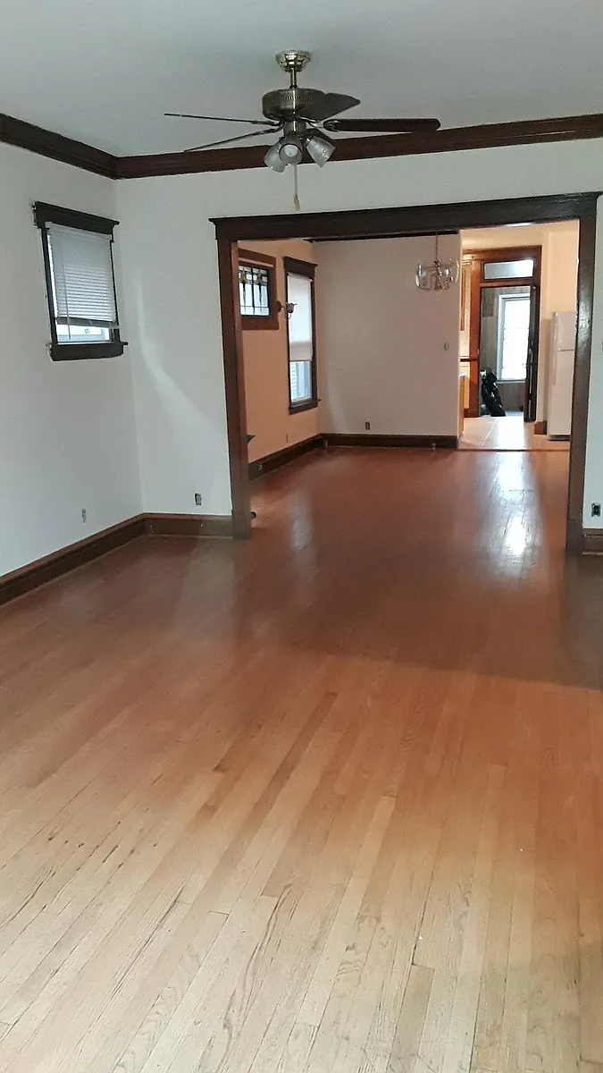 Building Photo - 4727 N Talman Ave #2