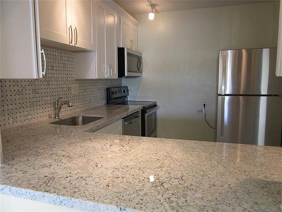 4th image of 2200 E Hallandale Beach Boulevard #202