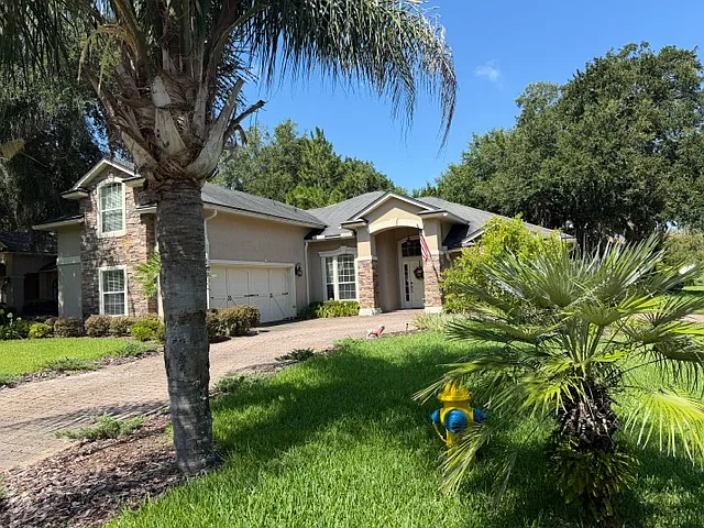 4 bed, 2283 sqft, $3,900 — Photo 1