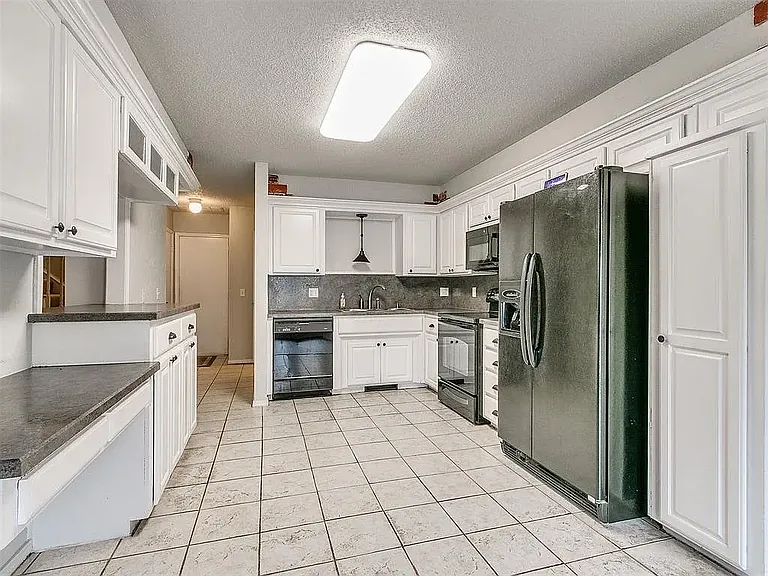 9808 Hefner Village Blvd — Photo 8