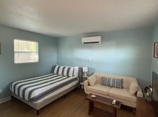 5545 Burlington Ave N #1/2, Saint Petersburg, FL 33710