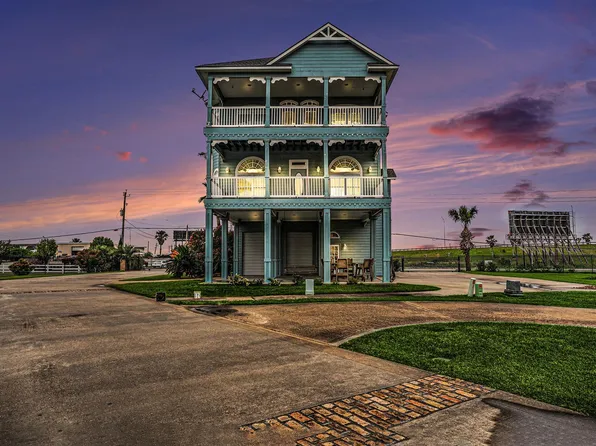 8407 Teichman Rd, Galveston, TX 77554