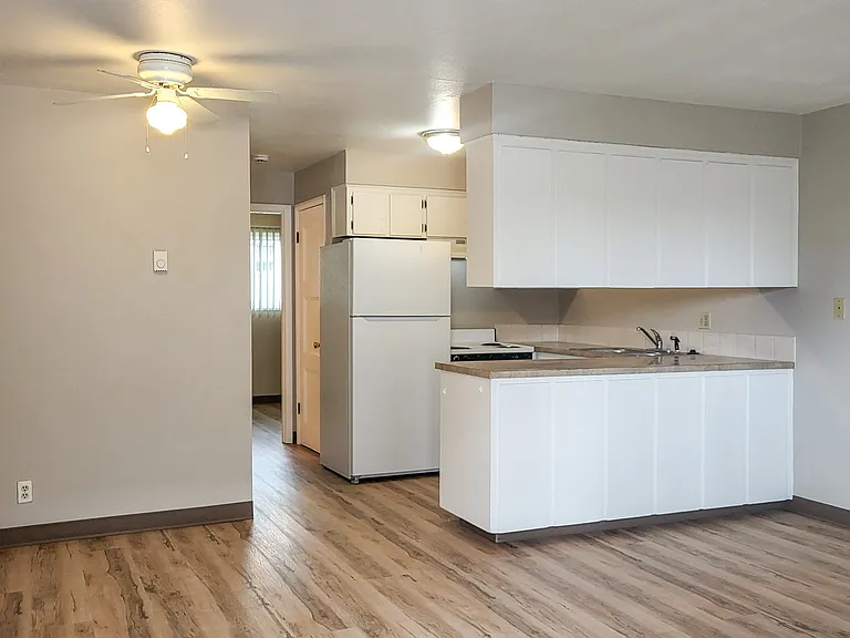 2855 Front St NE #2A — Photo 9