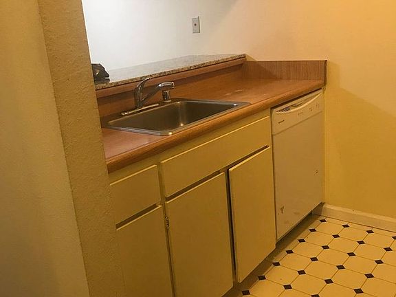5th image of 8333 Shelter Creek Ln