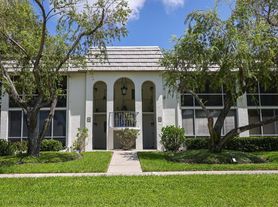 1707 Southwood St, Sarasota, FL