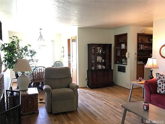 5th image of 432 W Northshore Dr