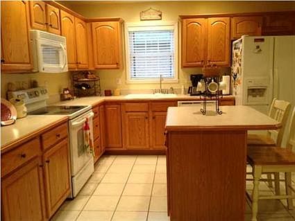 4th image of 4766 Lincoln Pointe Dr