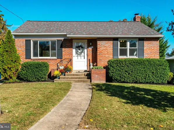 1313 Hillside Ter, Alexandria, VA 22302