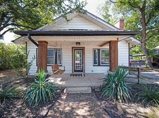 325 W Archer St, Jacksboro, TX 76458