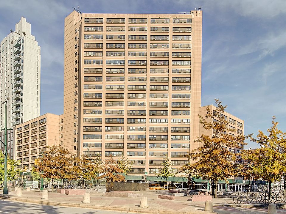 1st image of 301 Cathedral Pkwy #2B