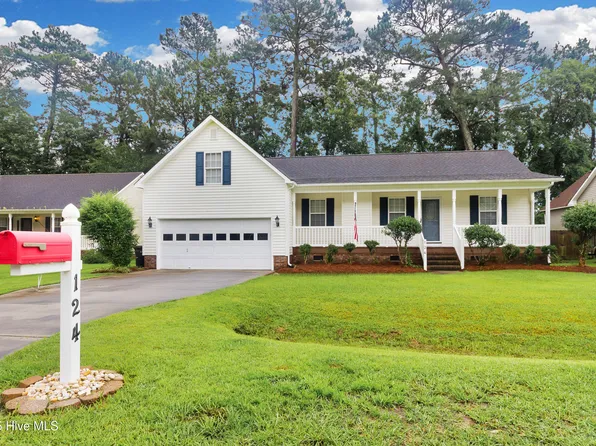 124 Leonard Drive, New Bern, NC 28560