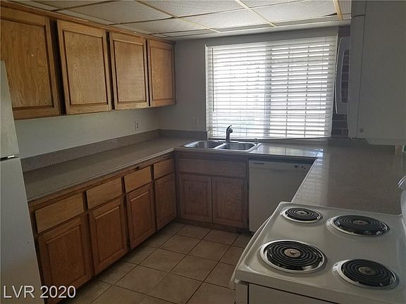 5th image of 3941 Shadow Wood Ave