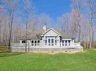 2621 Hidden Valley Ln, Charlevoix, MI 49720