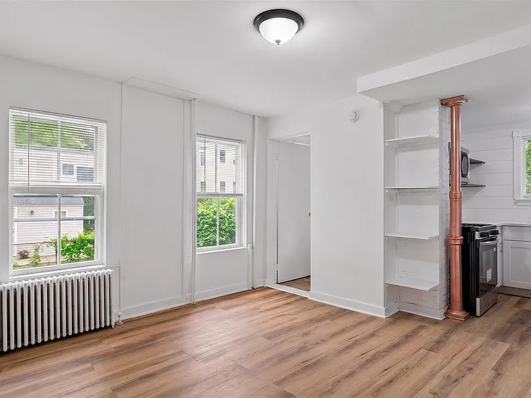 376 Montauk Hwy #A — Photo 12