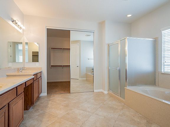 5th image of 14424 W Saint Moritz Ln
