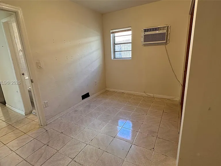 6345 N Miami Ave #1 — Photo 17