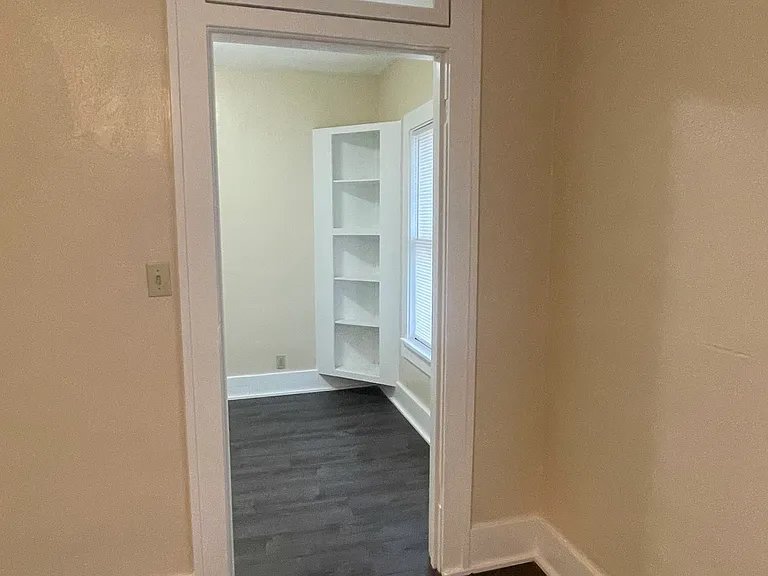 220 E Toronto Ave #3 — Photo 16