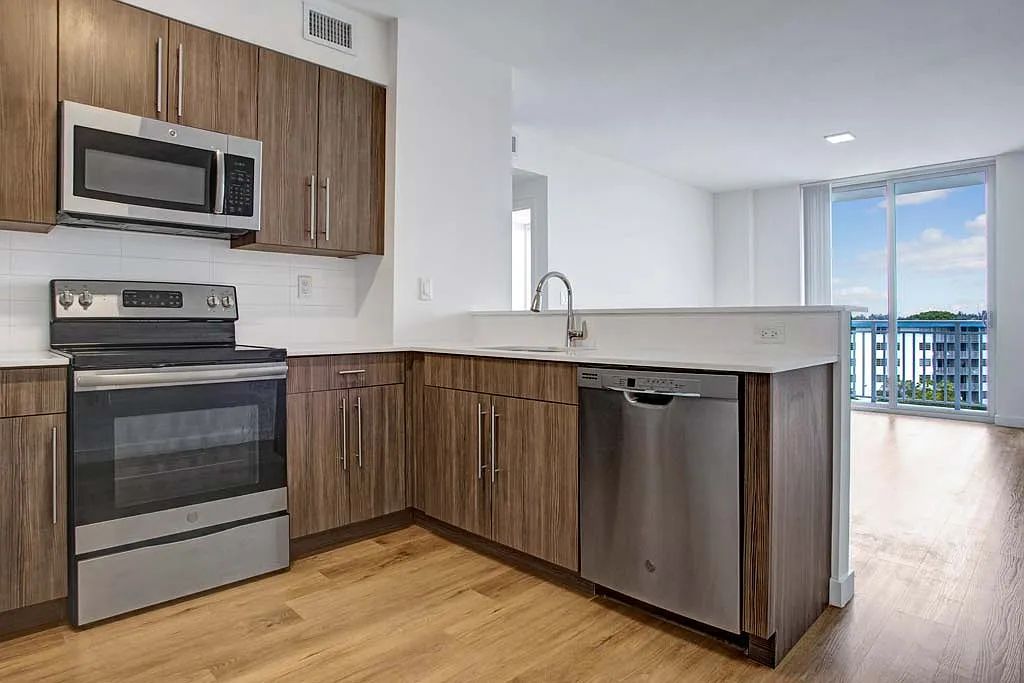 275 Fontaine Parc — Photo 2