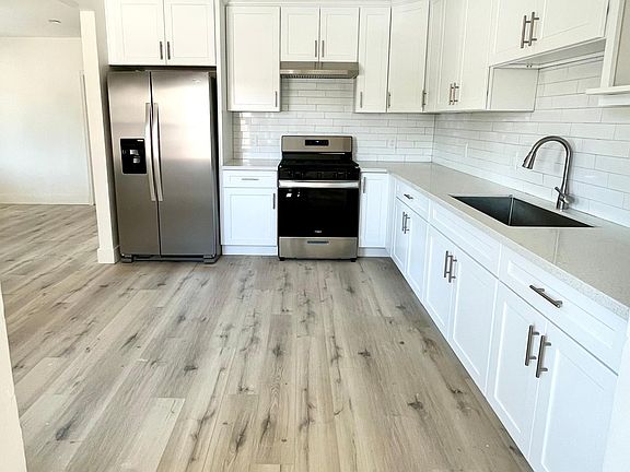 3rd image of 7012 Juniper Ave #A