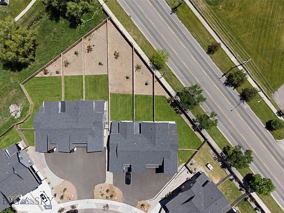 3rd image of 740 Rogers Way #B